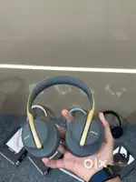 New seal pack headphones and buds