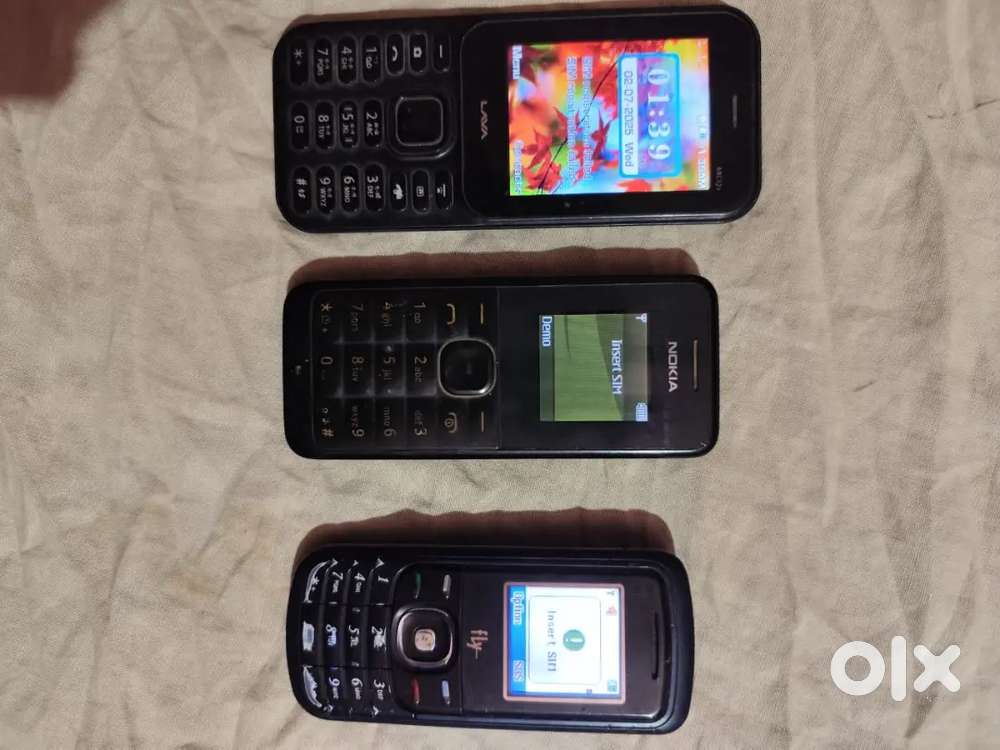 Nokia / Lava / Fly (3 button phone in one rate)