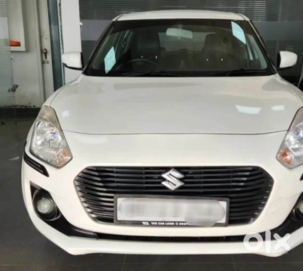 Maruti Suzuki Swift 2018 Petrol 65000 Km Driven