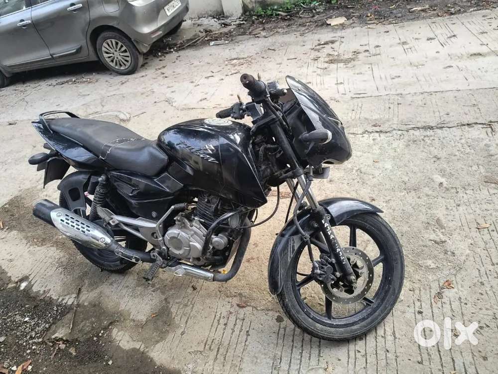 Single onwer. Decently used. In impressive condition.. Final price 26k