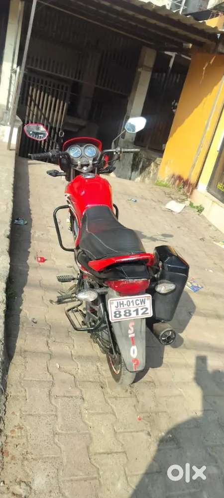 Single handed Honda Dream Yuga Bike in superb condition