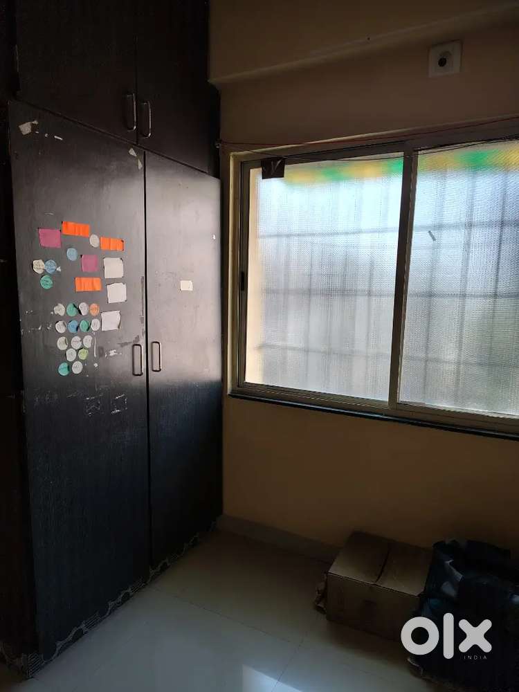 1 bhk flat for rent only for female bachelor