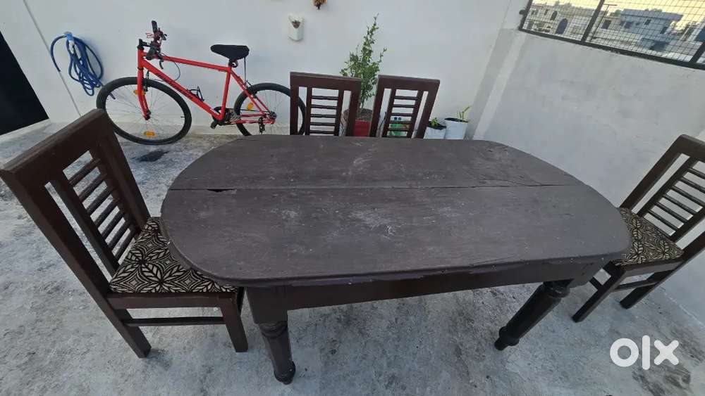 Dining Table set for sale