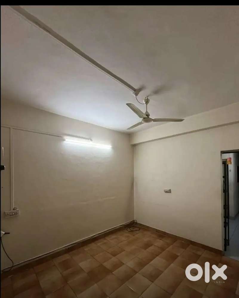 1 Bhk room shairing Partner Required