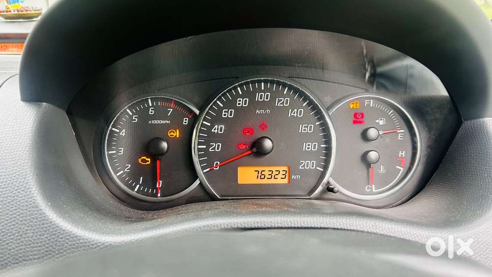 Maruti Suzuki Swift Dzire 2011 Petrol 76000 Km Driven