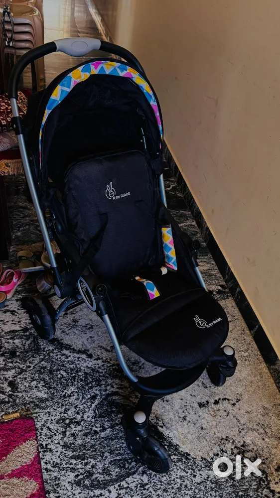 R FOR RABBIT STROLLER  IN MINT CONDITION
