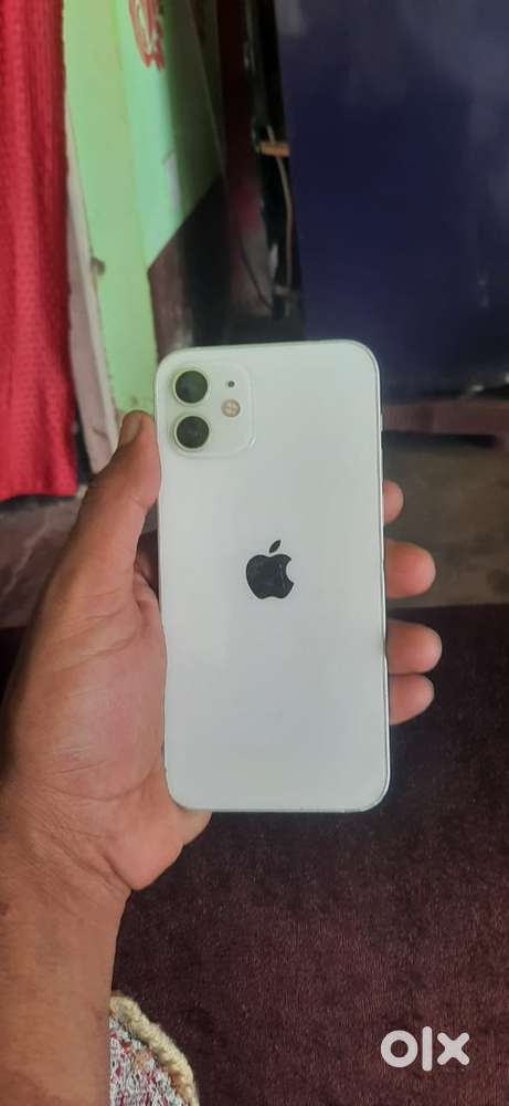 iPhone 12 5 g. 64 gb 77B health