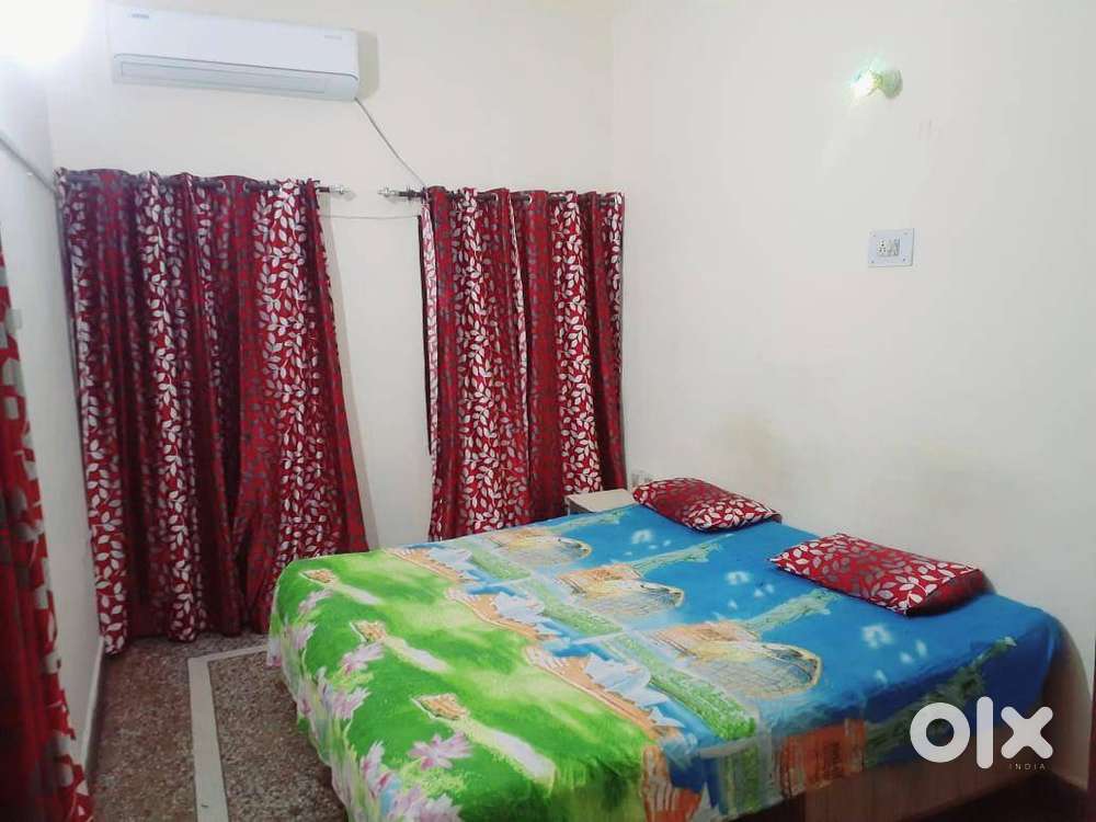 Owner Posting 2 Full Furnished room independent room with Kitchen