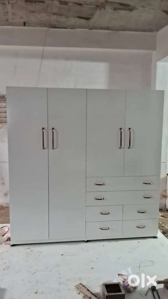 6x6 ft. Customized wardrobe