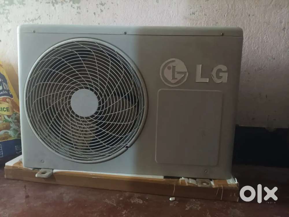 LG 1.5 TON AC sell 14,000 location dhauli call message