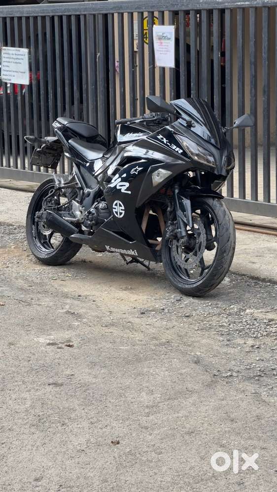 Kawasaki ninja 300
