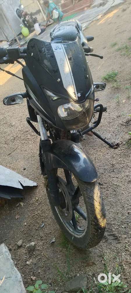 Pulsar 180