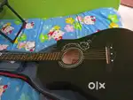 Revell Guitar – Almost New – 4 Months Old