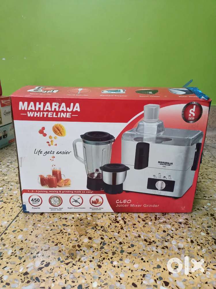 Mixer grinder with fruit juicer
