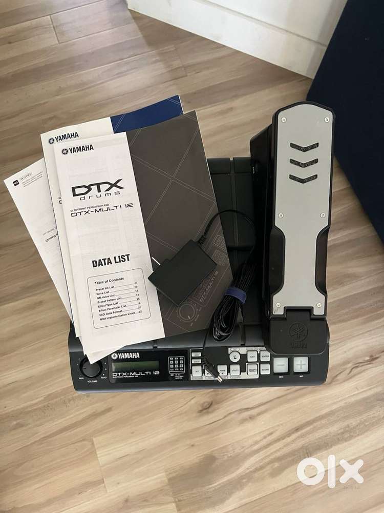 Yamaha DTX-MULTI 12 + PS940 stand