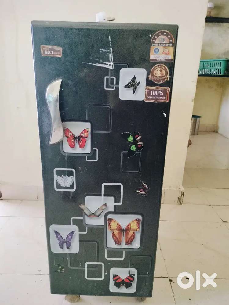 Urgent sell - fully working atta chakki  price negotiable