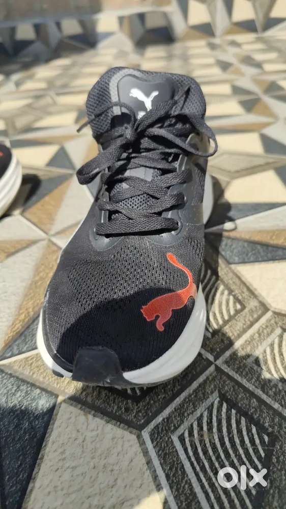 Very less use New Brand Condition  Size 8