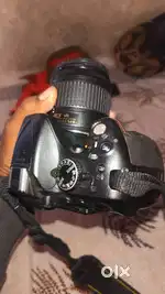 Nikon D5200 With Single Lence 18-55