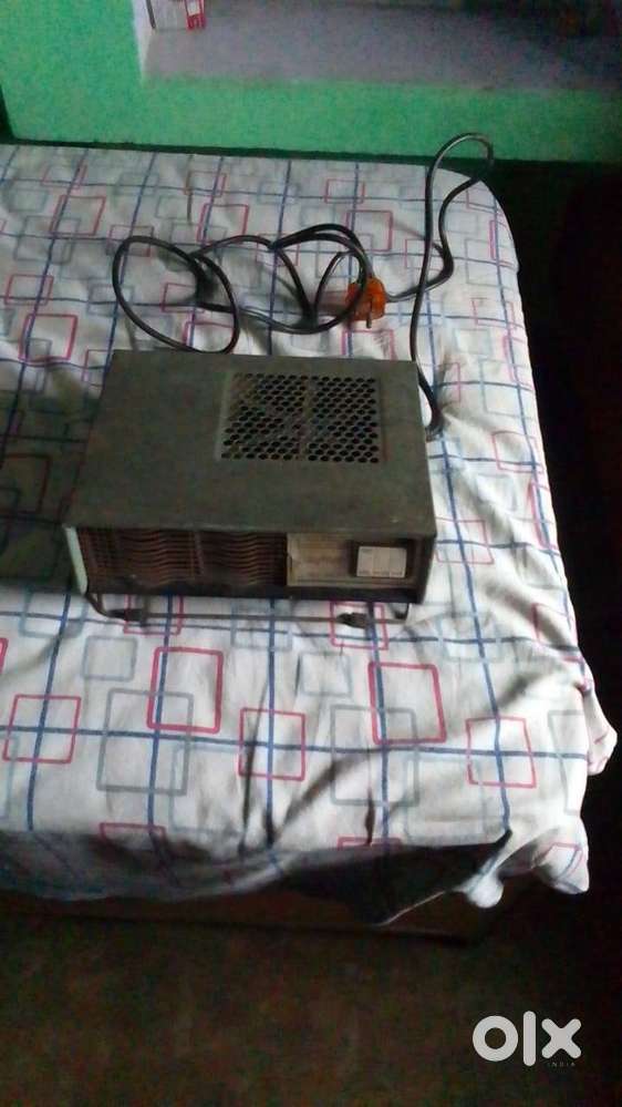 Room heat blower - old