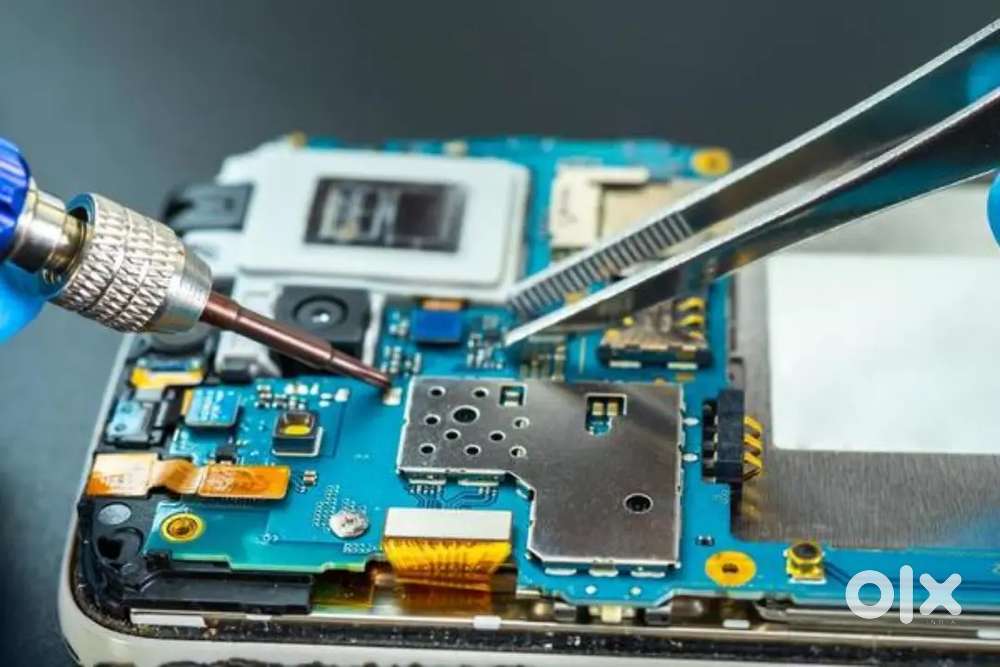 Mobile repairing technician jarurat hai Rohini sector 16 mobile market