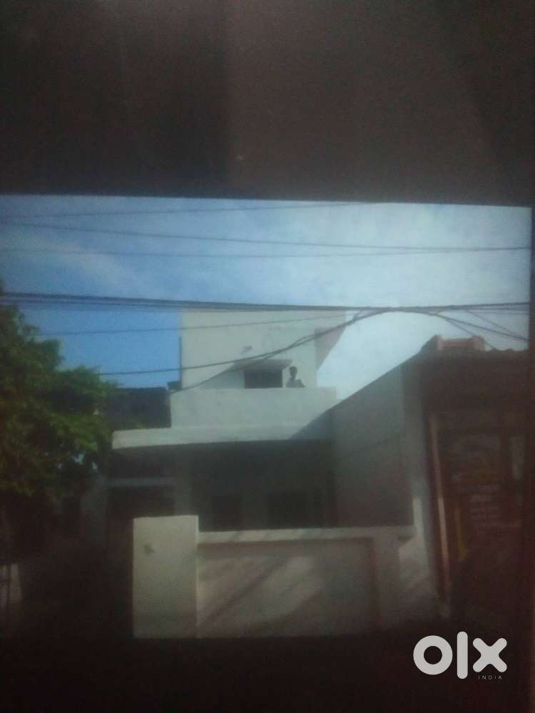 Ram nagar metro k pass 1 room 4000 , 6500, 2room set 10000 ,12000 hai