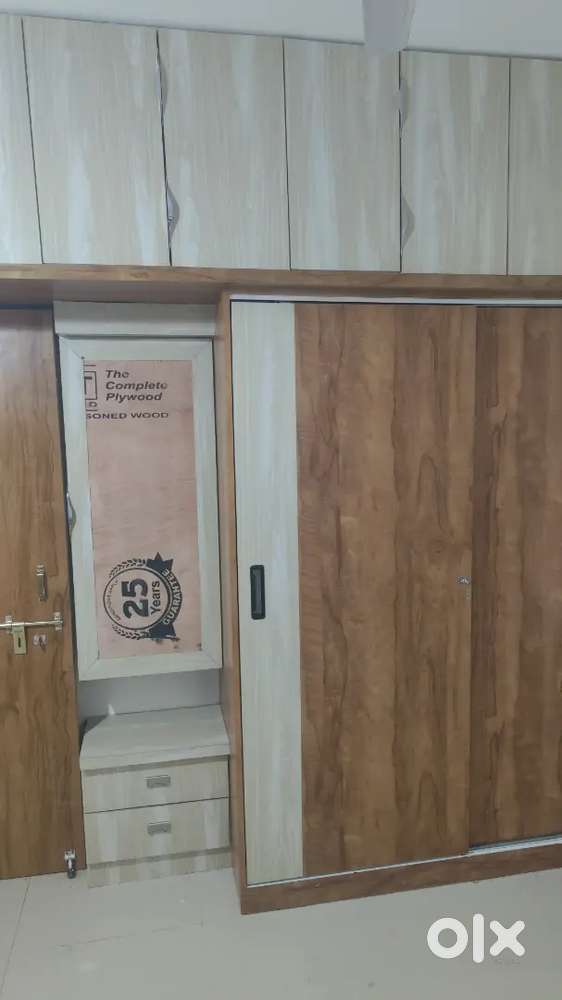 3 BHK semi furnished flat