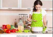 Lucknow - Urgent female cook cum maid required for full timetime