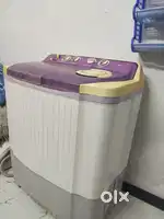 L.G  washing machine.  [ 7 kg ] semi automatic  in good condition