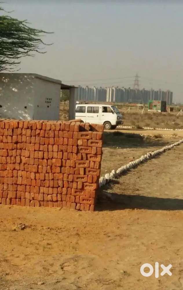 प्लॉट्स इन नोएडा sec-150 नियर FNG हाईवे for इन्वेस्टमेंट बेस्ट लोकेशन