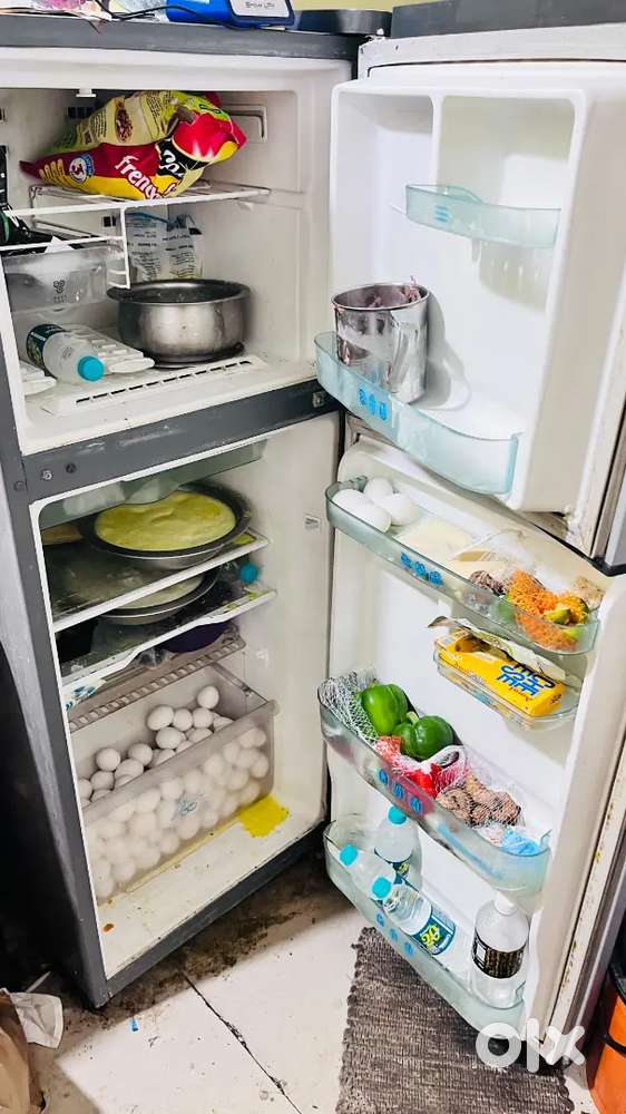 Double door fridge