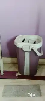 Mopper tub and mopping set