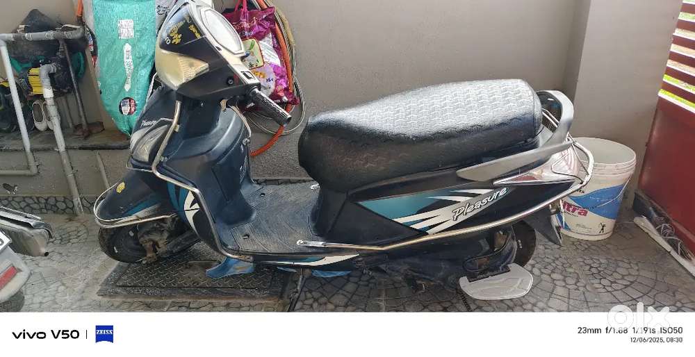 pleasure 2019 scooty for sale