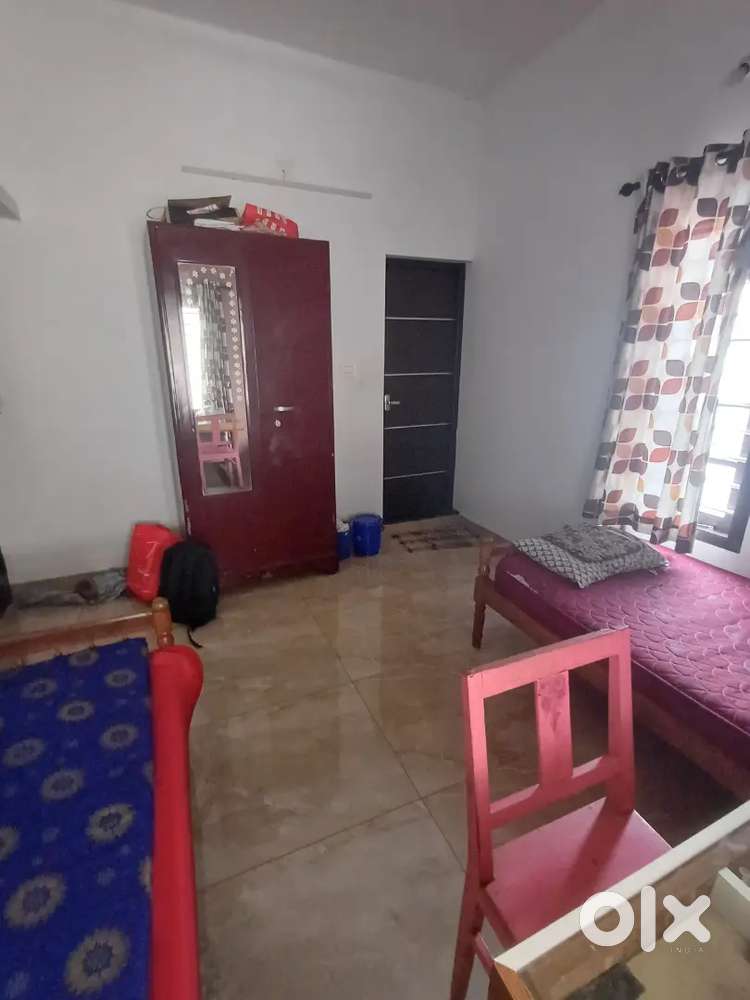 Paying guest,  Women's only, 2 sharing room,