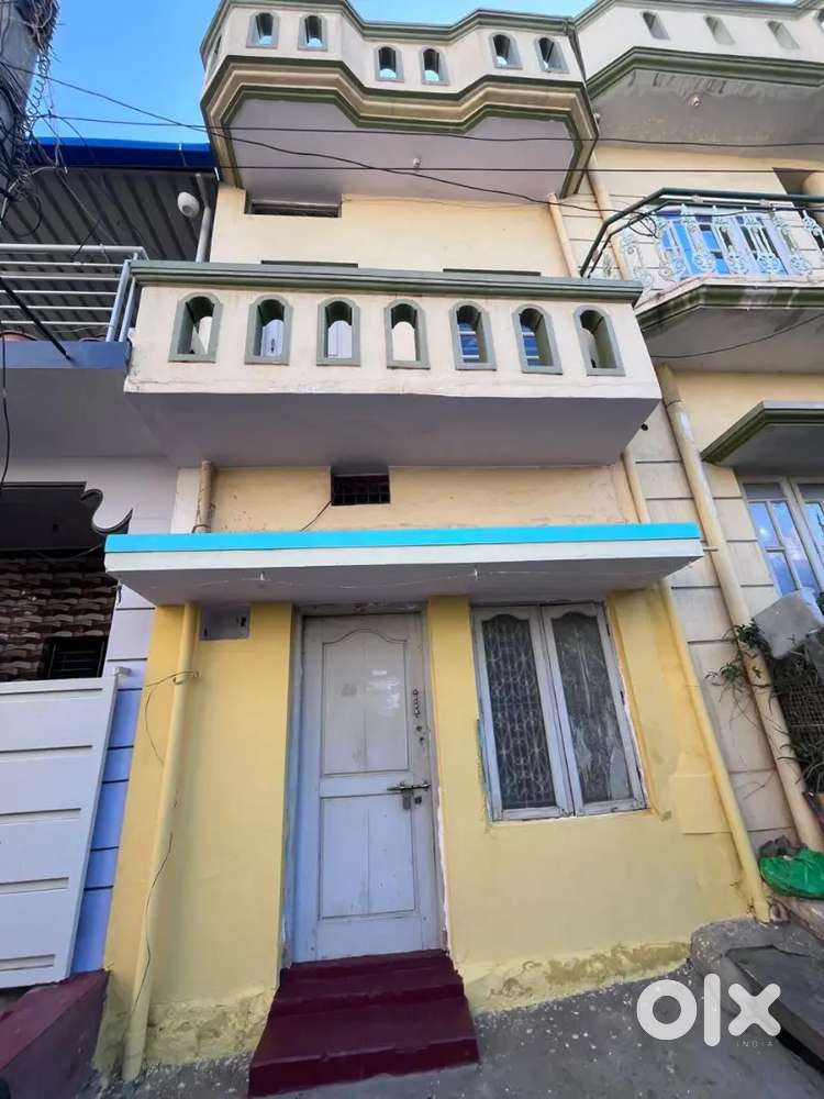 Single duplex house