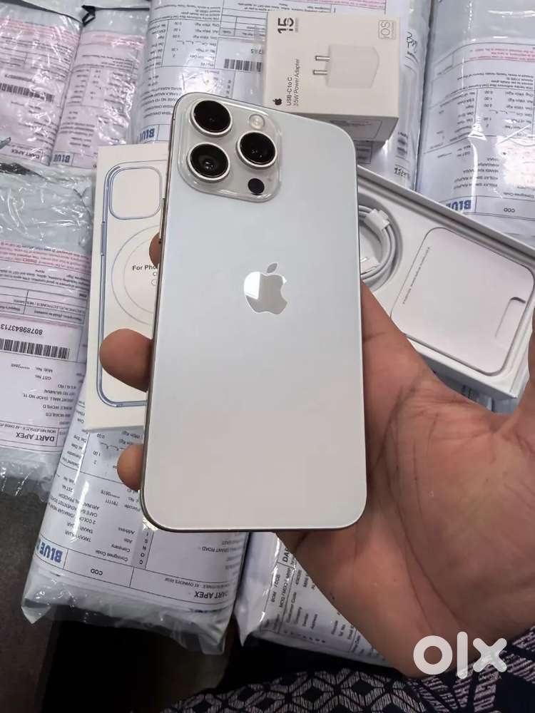 IPHONE 15 PRO AVAILABLE REFURBISHED VARIENT BILL BOX KIT AVAILABLE 512