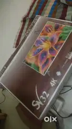 Akai 32 inch tv