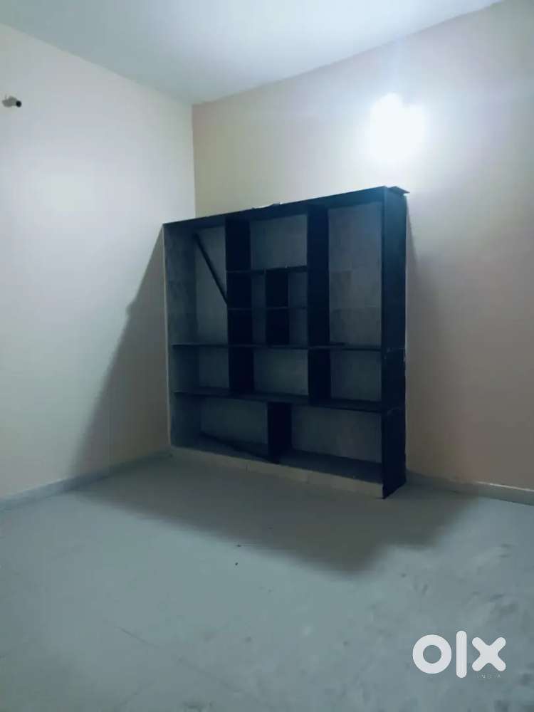 3 BHK इंडिविजुअल हाउस किराए पर – उसलापुर के पास