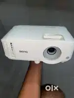 Projector brand new condition jst 4 months old