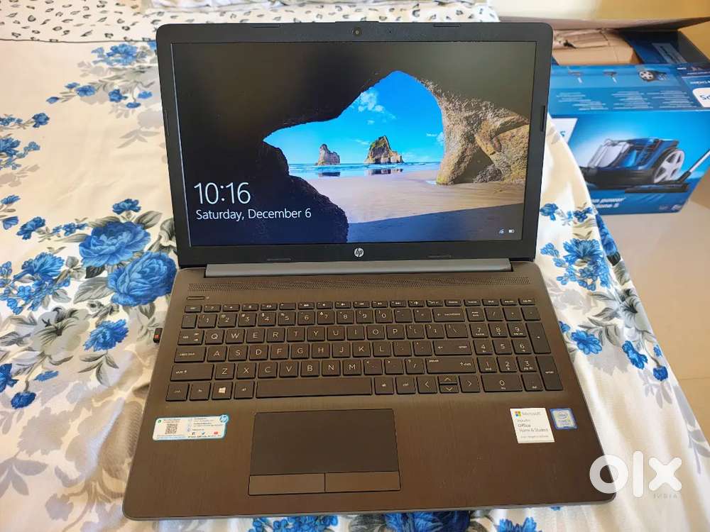 HP LAPTOP IN BRAND NEW EXCELLENT CONDITION
