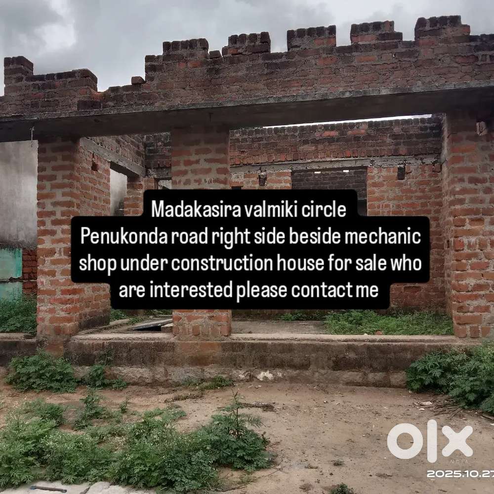 Madakasira , valmiki circle,panukonda road, right side