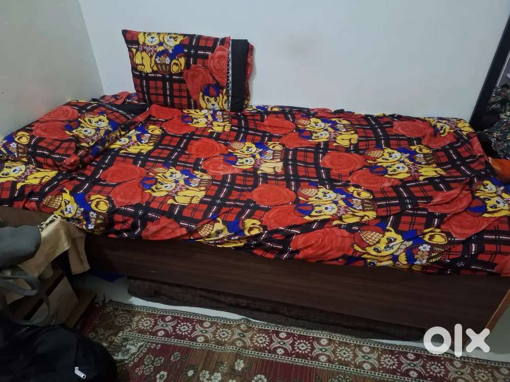 Single handed use furniture