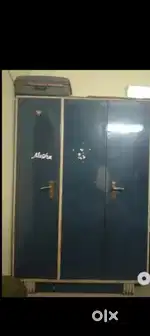 Almaari double door