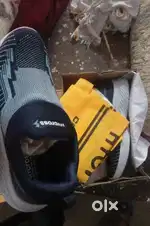 Sport shoes