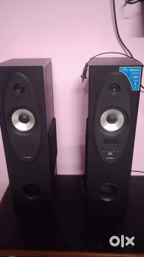 F& D sound tower Good condition