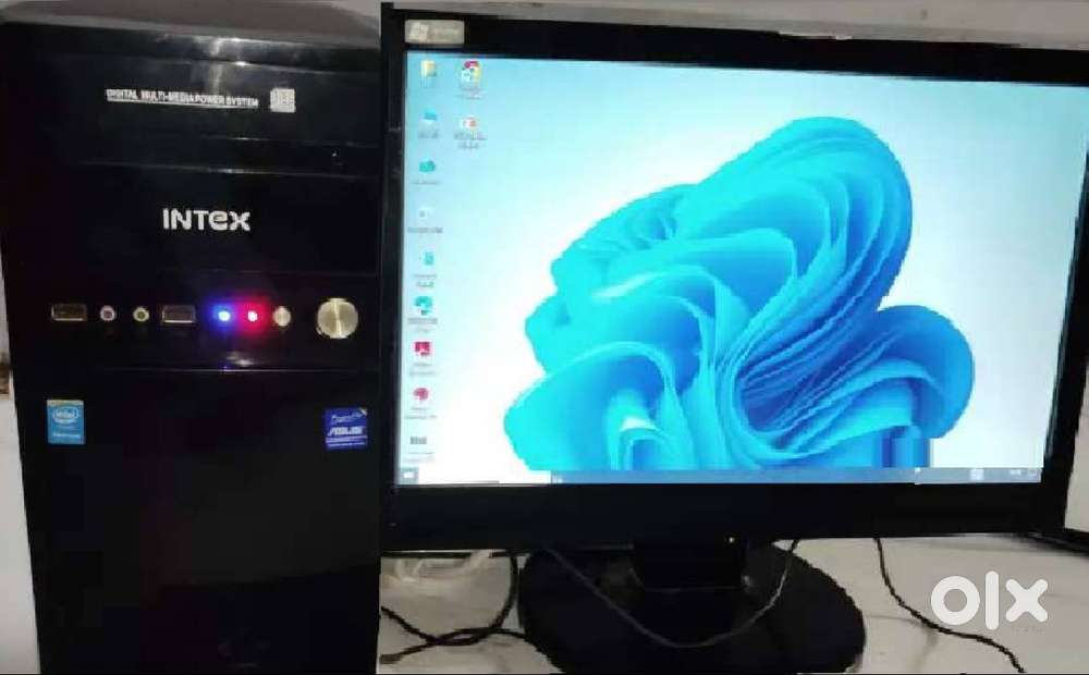 8gb+19''monitor+superfast desktop with warranty