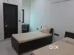 NO BROKERAGE 500+ Best Boys PGs with meals & amenities in Noida!