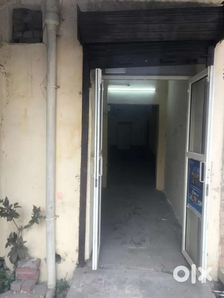 Big shop located at best location it is for all purpose