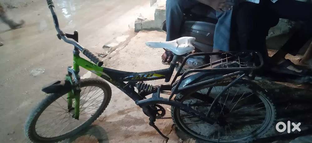 1 year old cycle name is hero rles_r and hero rangars