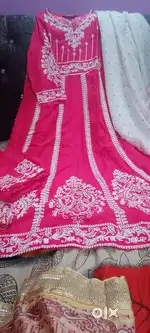 Brand new suits  starting rs 399