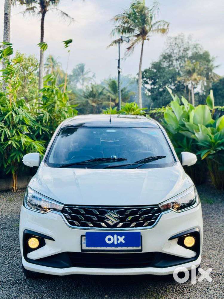 Maruti Suzuki Ertiga ZXI AT, 2023, Petrol